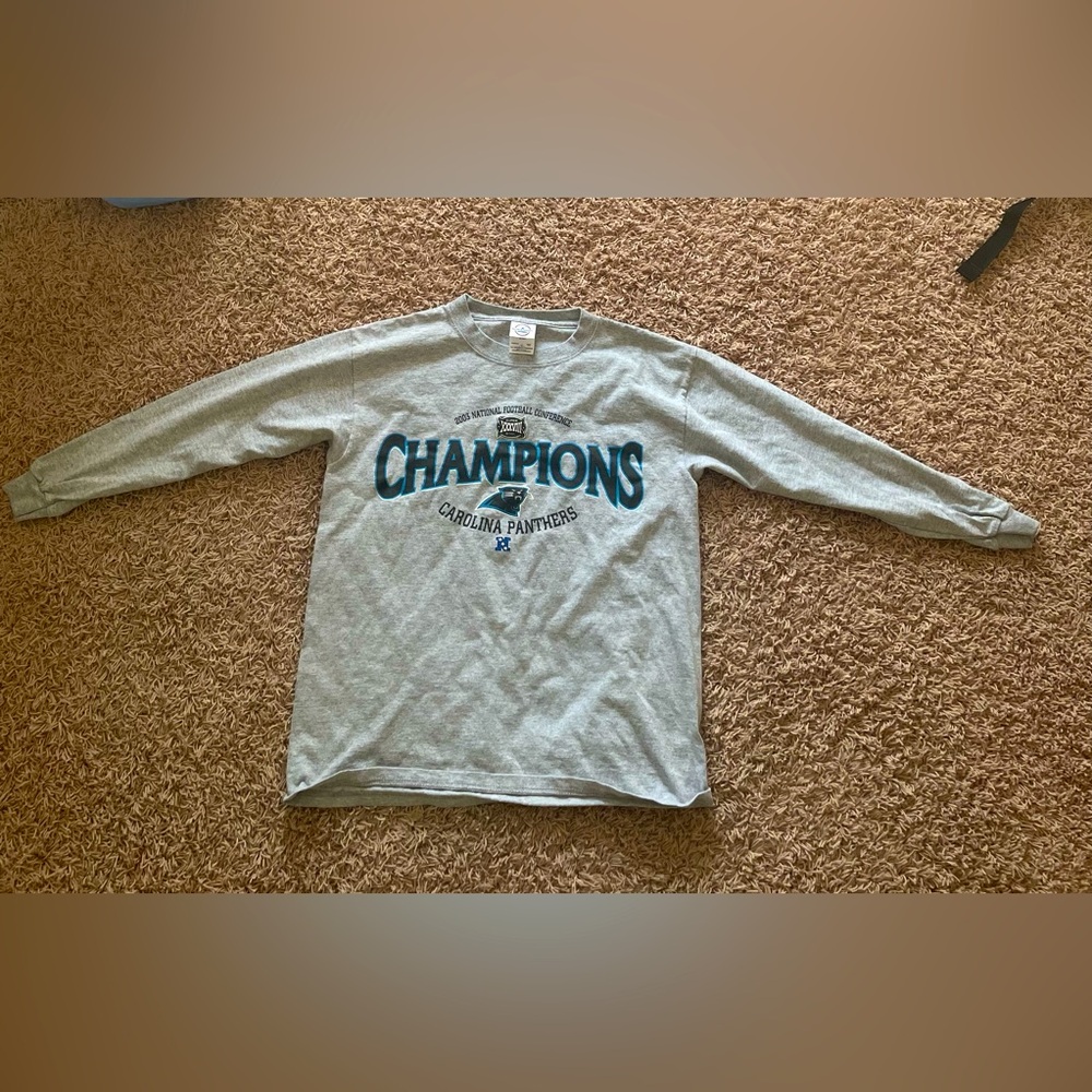Long sleeve Panthers vintage tee